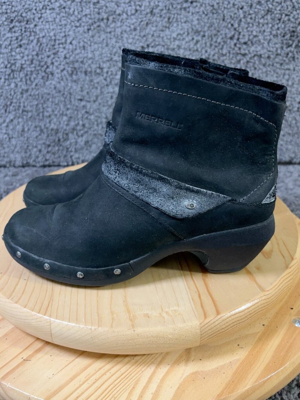 Merrell Boots Luxe Wrap Women Size 7 Black Leather Side Zip Studded Ankle Bootie